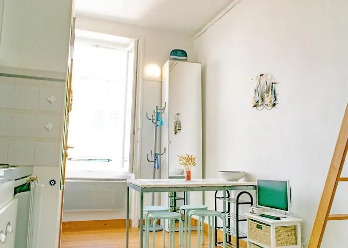 公寓 Cosy A 2 Pas De La Plage, Proche Commerces Et Animations - Fr-1-197-448 莱萨布勒-多洛讷